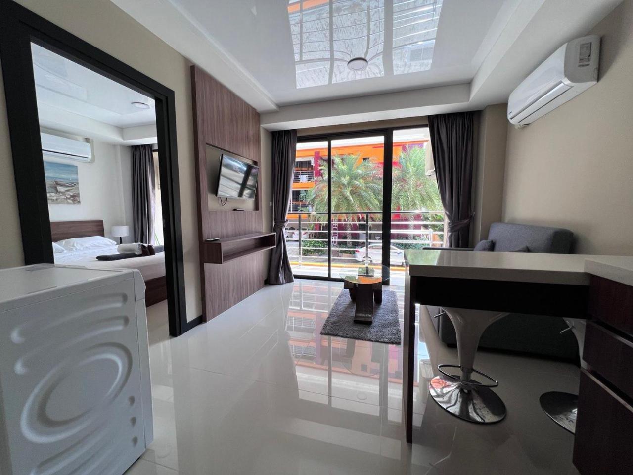 Naiharn Pearl Condo Hotel By Villacarte Nai Harn Room photo