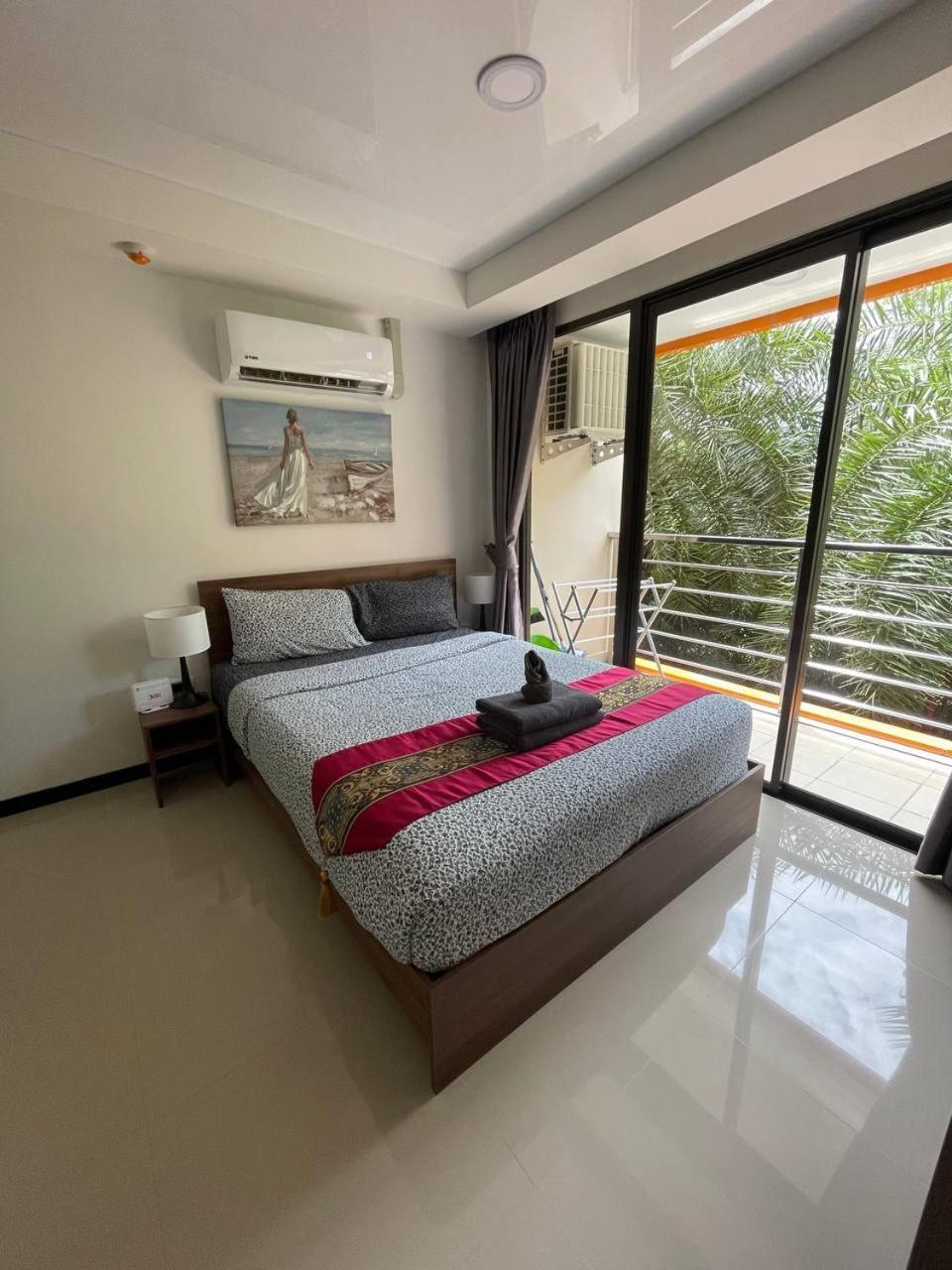 Naiharn Pearl Condo Hotel By Villacarte Nai Harn Room photo