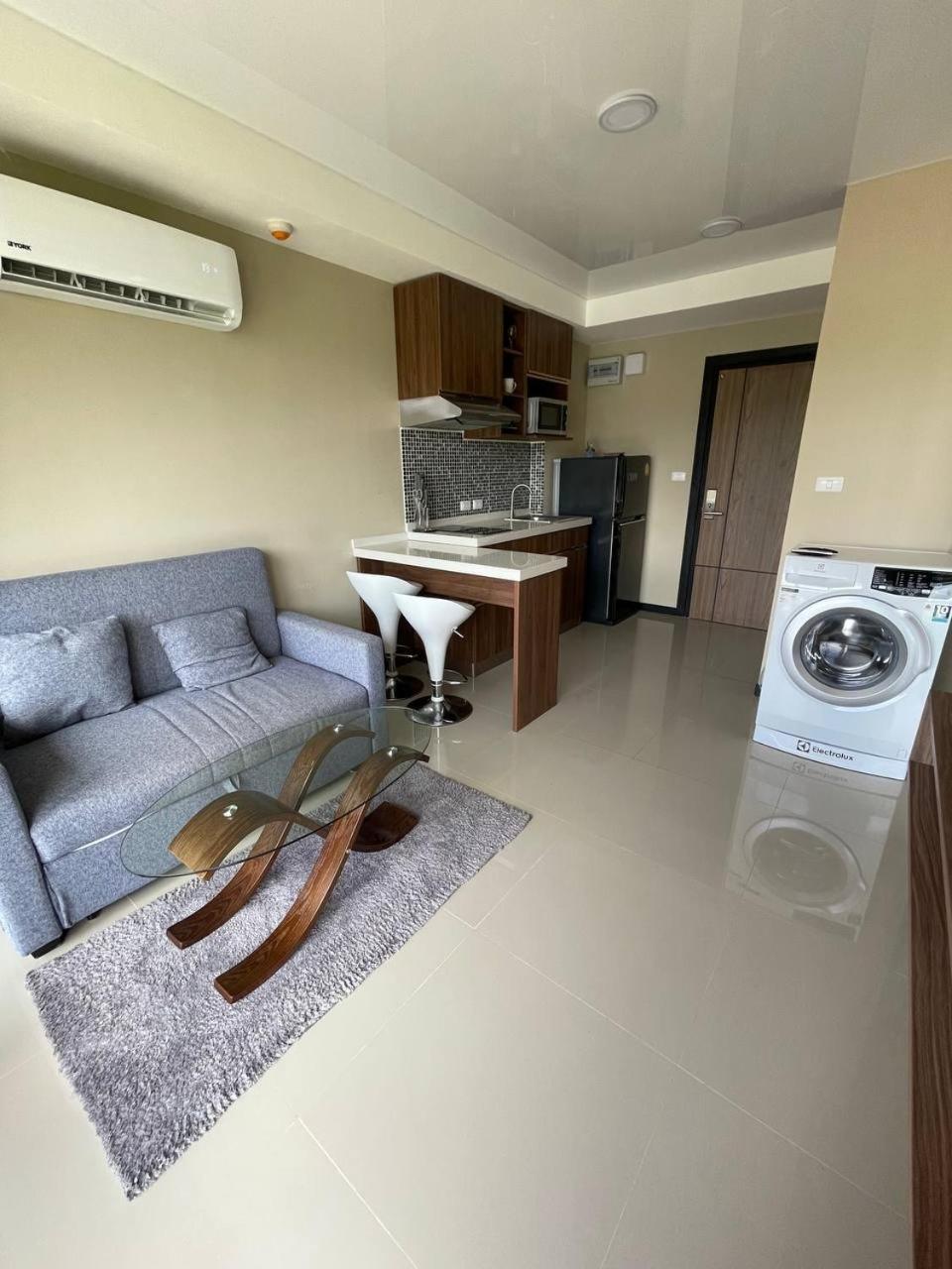Naiharn Pearl Condo Hotel By Villacarte Nai Harn Room photo